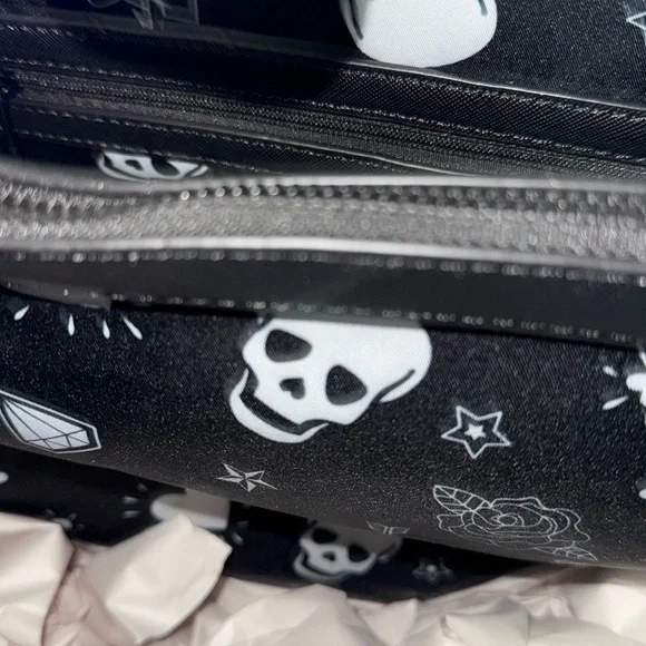 Betsey Johnson Black Embossed Shoulder Bag - Picture 12 of 15